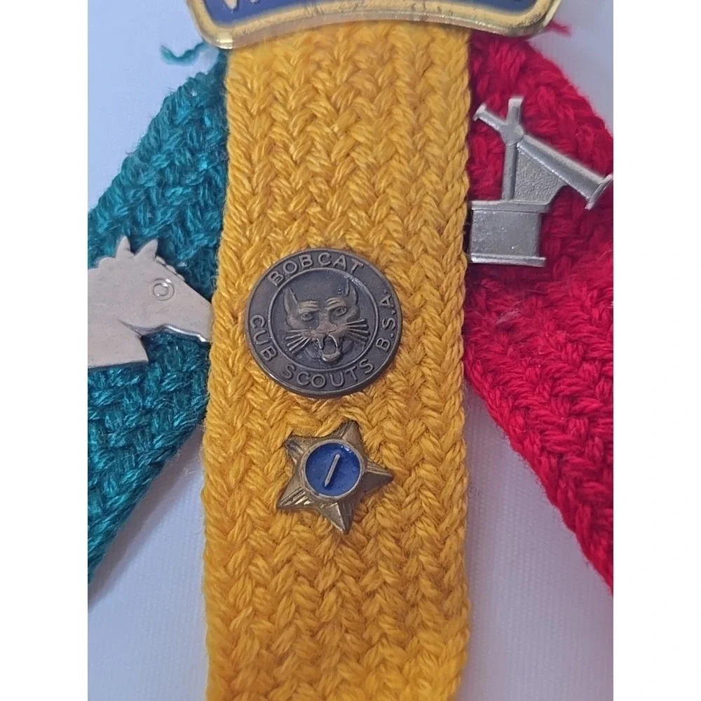 Webelos Ribbon Boy Scouts of America Award Pins Bobcat Gold Arrow Point Vintage